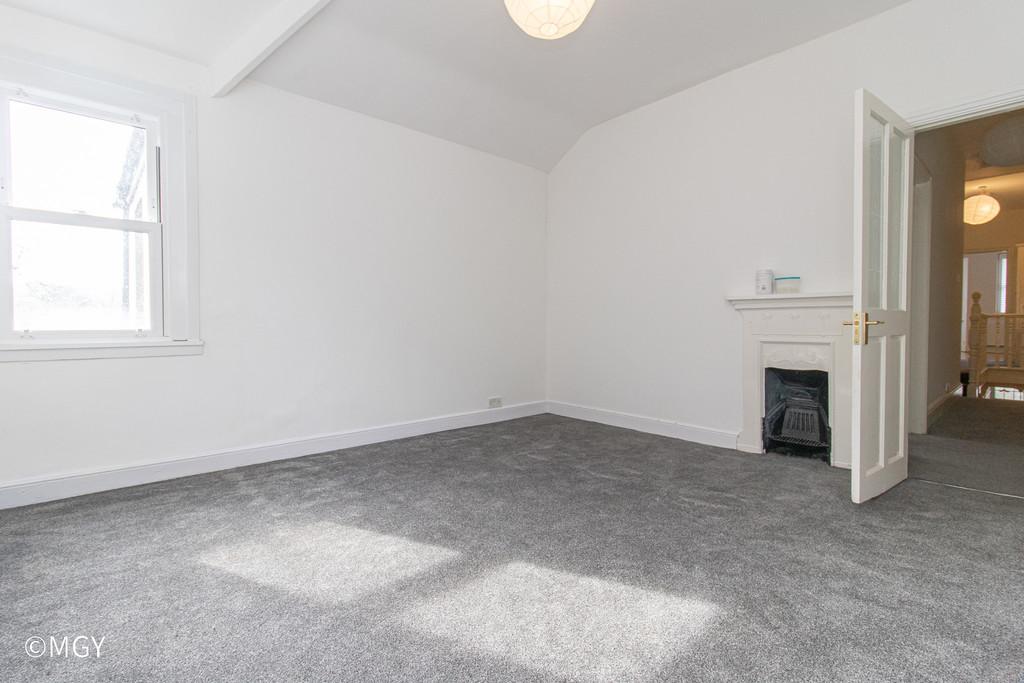 102 Clive Road-14