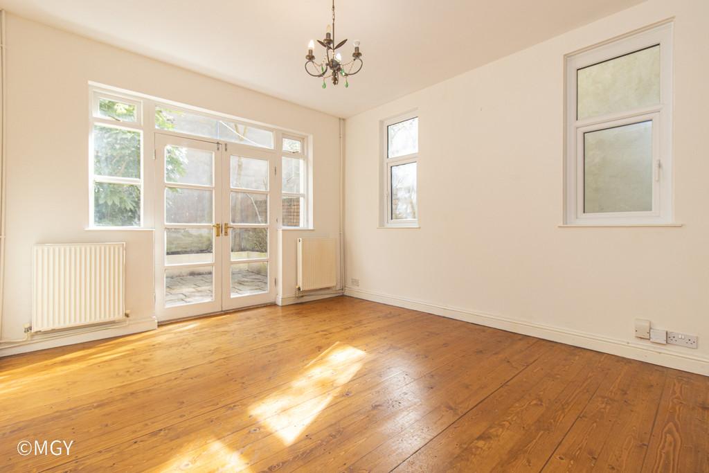 102 Clive Road-01