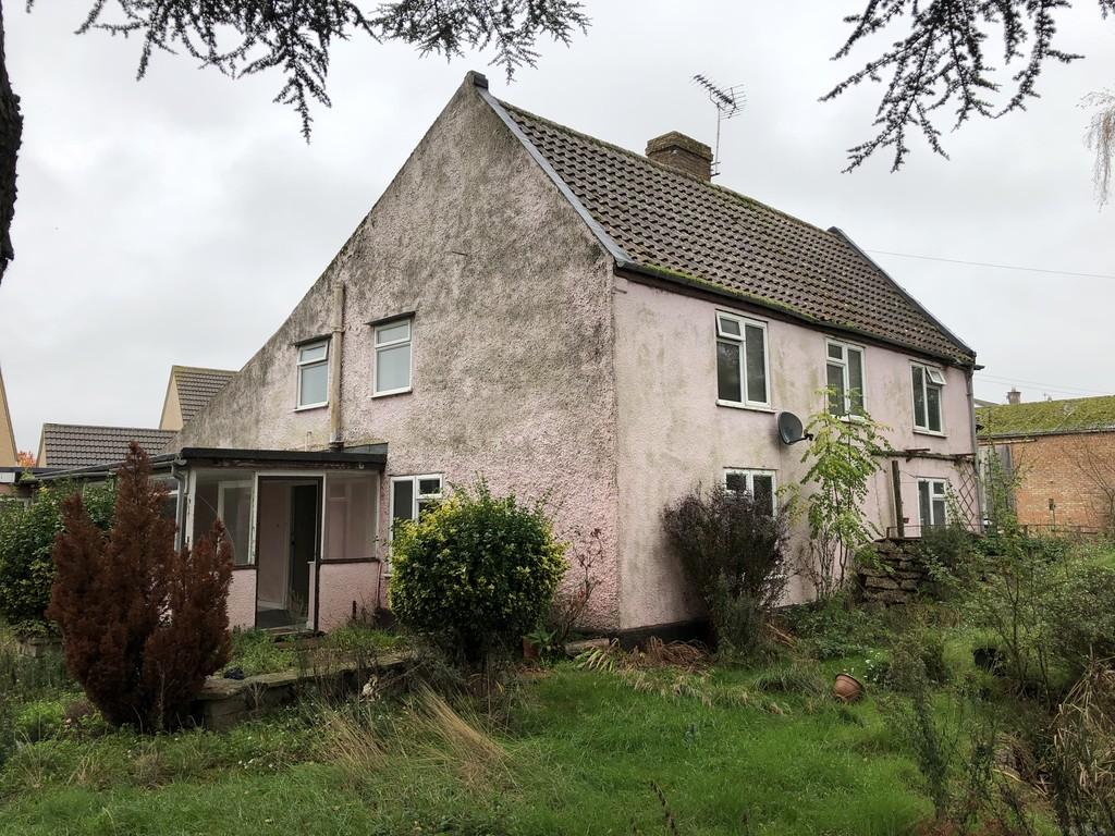 Lakenheath, Brandon, Suffolk 5 bed semidetached house for sale £300,000