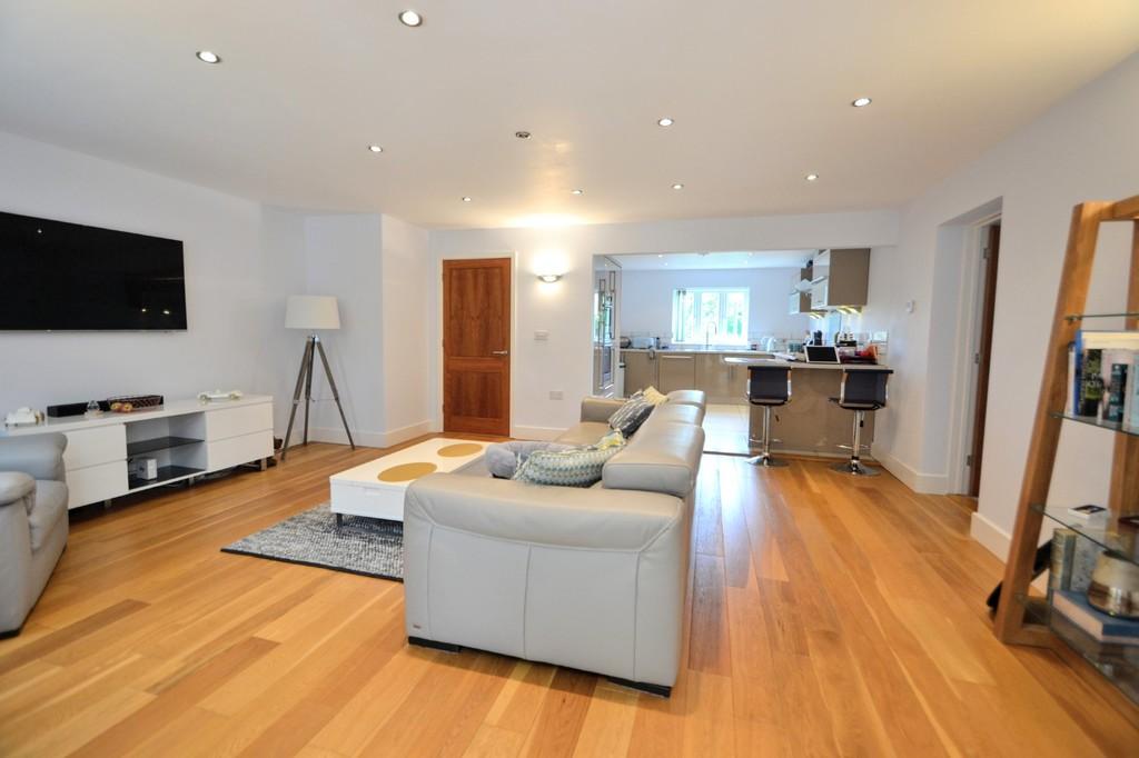 Crowland Road, Haverhill 3 bed detached house £365,000