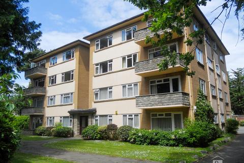 2 bedroom apartment to rent, 16 Burford Court, 2 Manor Road