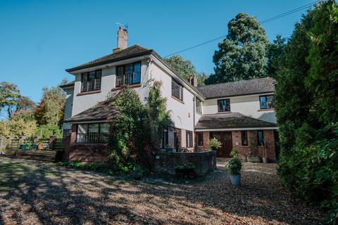 5 bedroom detached house for sale, St. Mary's Lane, Louth LN11 0DT