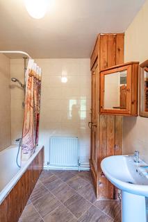 Yew Tree Cottage The Coombe, Streatley, Reading, RG8 9QL
