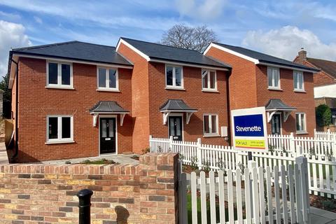 1c Buttercross Lane, Epping, CM16 5AA