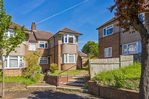 2 bedroom maisonette for sale - Holmesdale Close, South Norwood, London, SE25