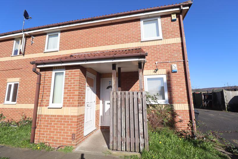 Netherfields Crescent, Netherfields, Middlesbrough, TS3 0QN 2 bed