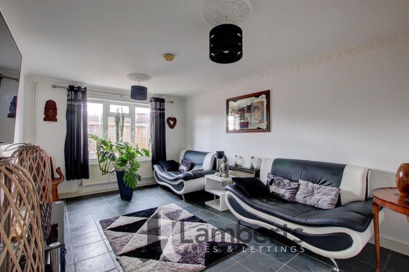 Meadow Road, Alcester 2 bed terraced house for sale £225,000