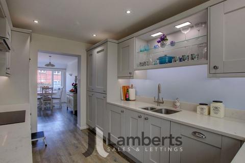 Marl View New Road, Studley, B80 7LY