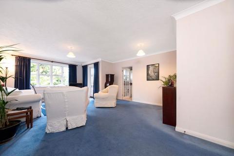 12, Chichester Court Parkhill Road, Bexley, DA5 1HA
