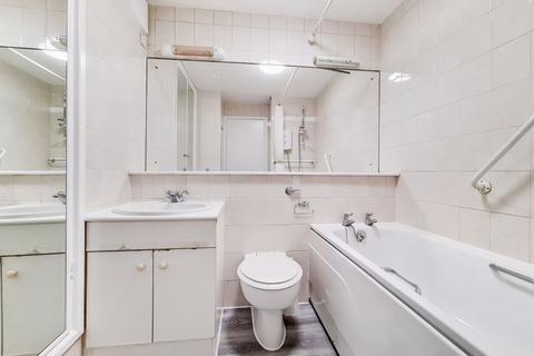 6 Regent Square, London, E3 3HQ
