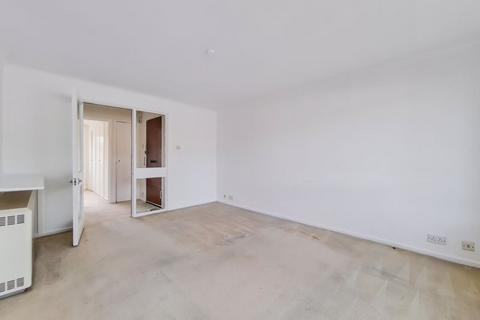 6 Regent Square, London, E3 3HQ