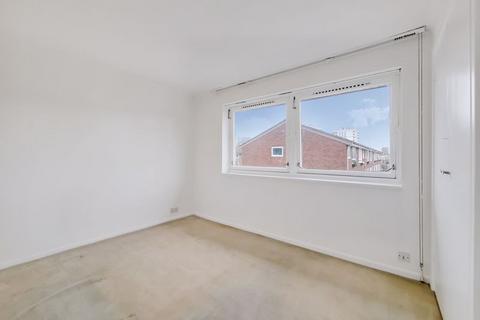 6 Regent Square, London, E3 3HQ