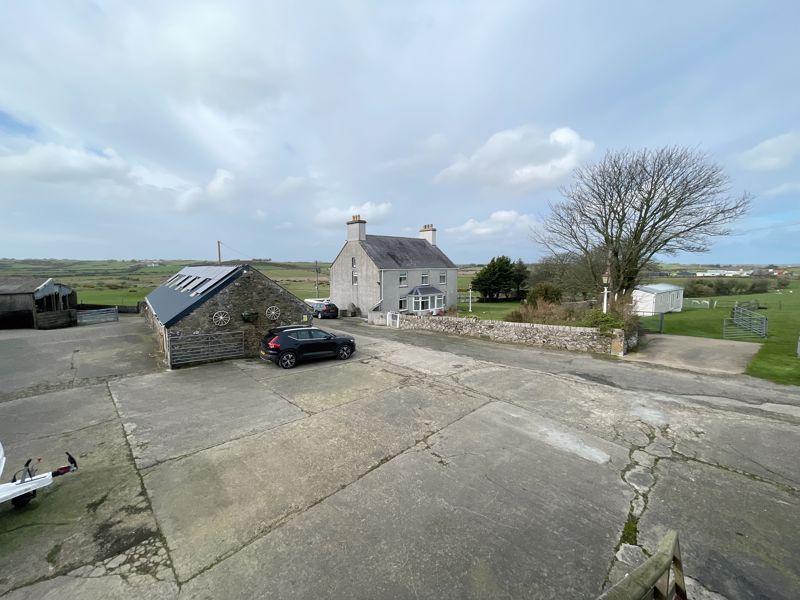 Llannerchymedd, Isle Of Anglesey 6 bed detached house for sale £