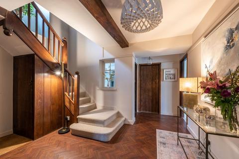 Oak Trees Hooke Road, East Horsley, Leatherhead, KT24 5DY