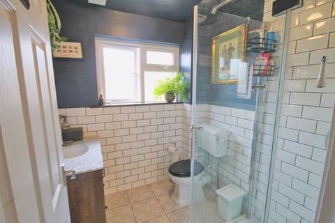 37 Nicholas Close, Greenford, UB6 9UH