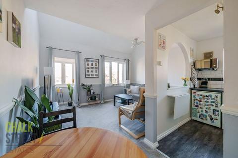 13 Pasteur Drive, Harold Wood, Romford, RM3 0ZD