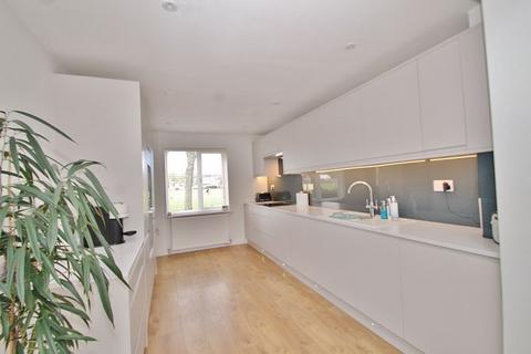 3 bedroom semi-detached house for sale - OXLEASE, Witney OX28 3QY
