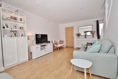 75 Oxlease, Witney, OX28 3QY