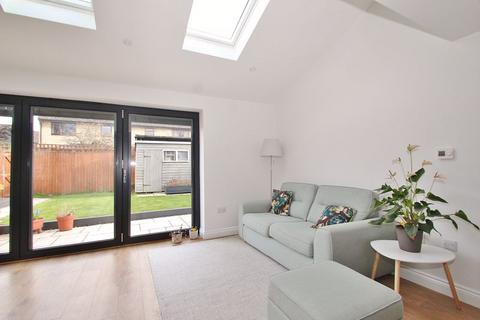 75 Oxlease, Witney, OX28 3QY