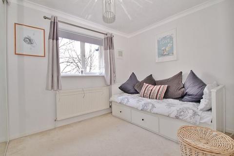 75 Oxlease, Witney, OX28 3QY