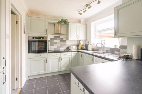 3 bedroom semi-detached house for sale - Bosleys Orchard, Wantage