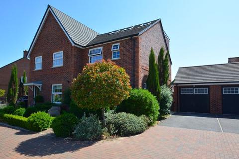 19 Augustine Way, Thame, OX9 3EA