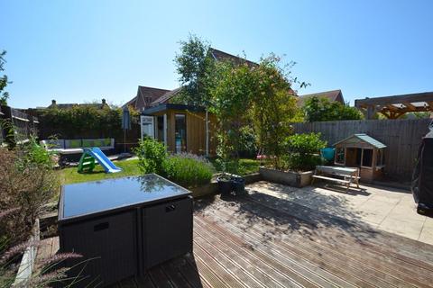 19 Augustine Way, Thame, OX9 3EA