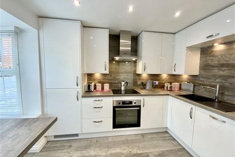 8 Middlepeak Way, Handsworth, Sheffield, S13 9DL