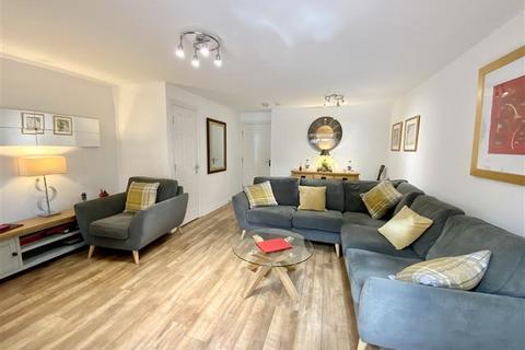 8 Middlepeak Way, Handsworth, Sheffield, S13 9DL