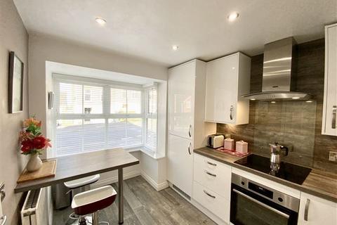 8 Middlepeak Way, Handsworth, Sheffield, S13 9DL