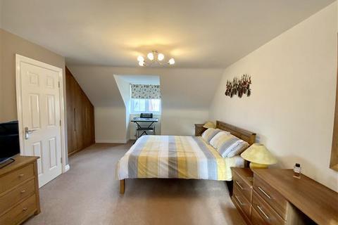 8 Middlepeak Way, Handsworth, Sheffield, S13 9DL