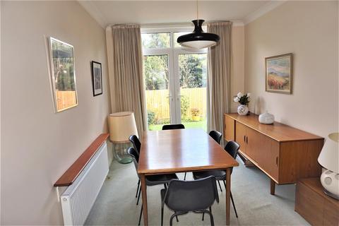 5 Lankton Close, Beckenham, BR3 5DZ