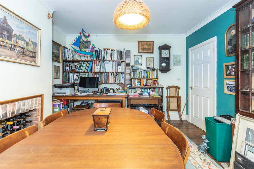 5 Woodmancote Road-24.jpg