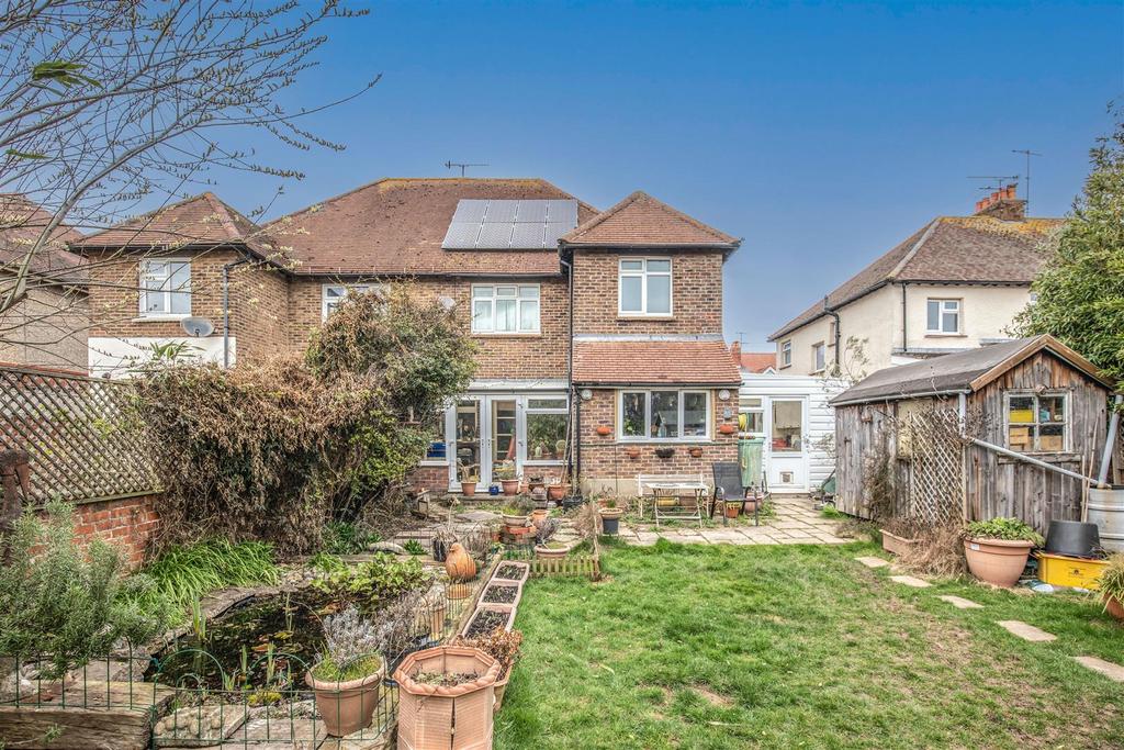 5 Woodmancote Road-9.jpg