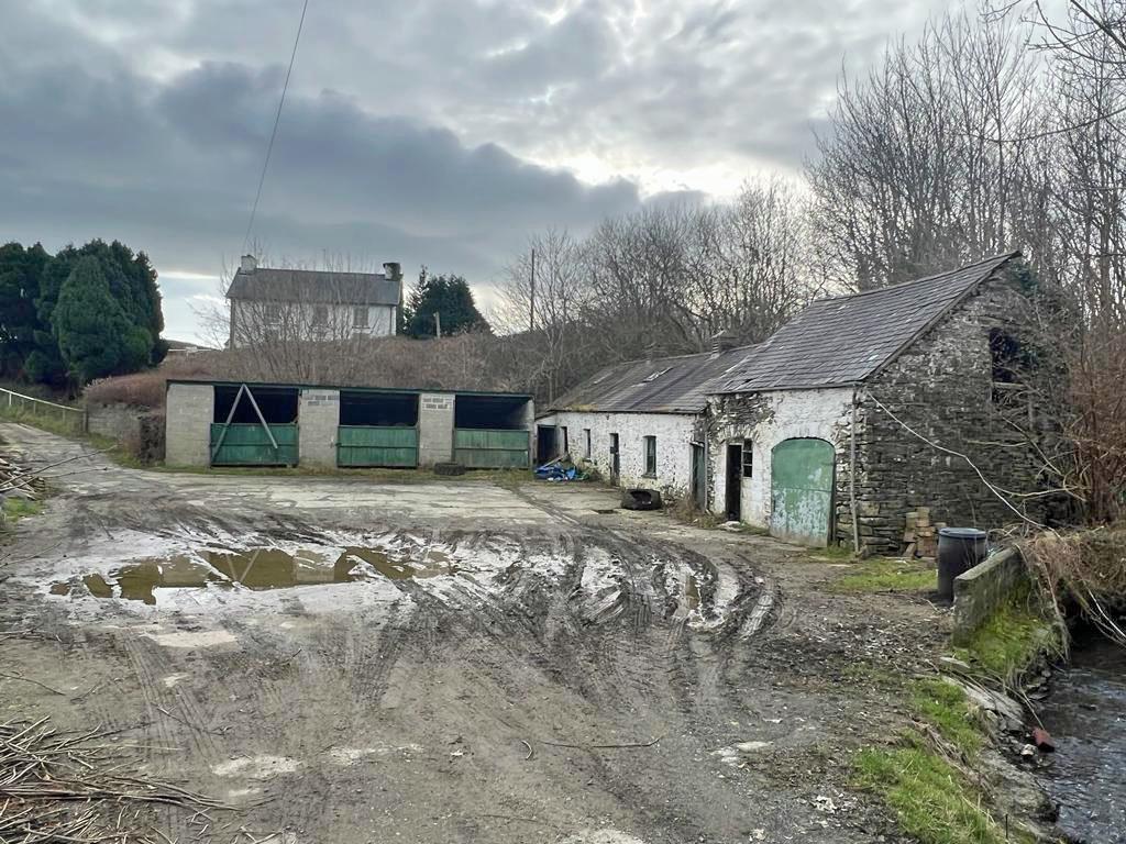 Comins Coch, Aberystwyth 4 bed property with land £450,000
