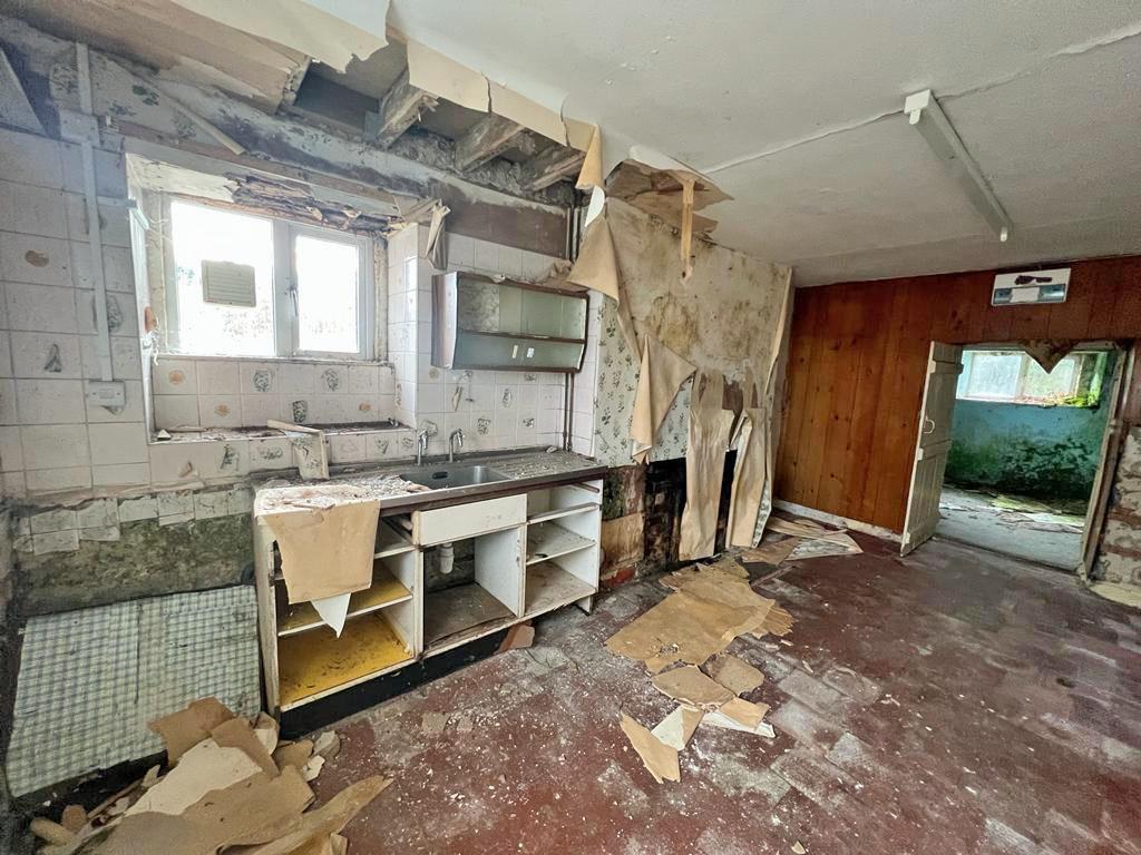 Basic kitchen