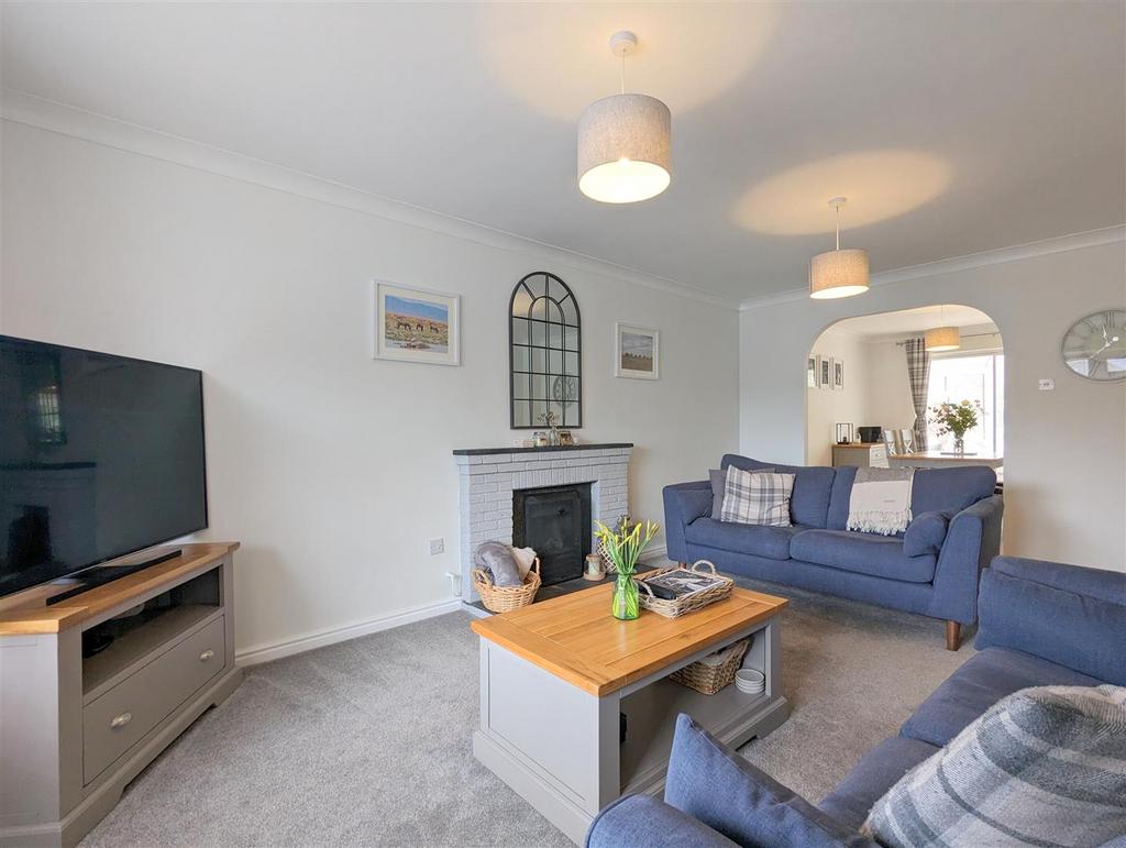 Baldenhall, Malvern 4 bed detached house £425,000