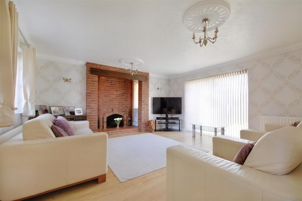 The Chancery, Bramcote, Nottingham 4 bed detached house £699,950
