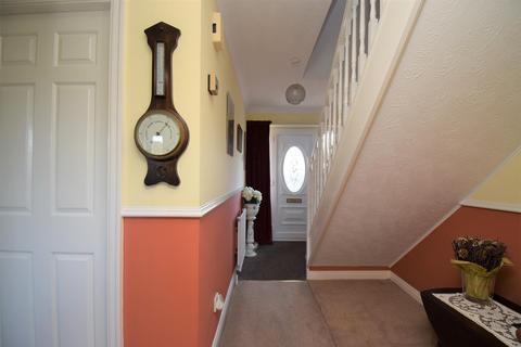 17 Barton Drive, Hessle, HU13 0HN