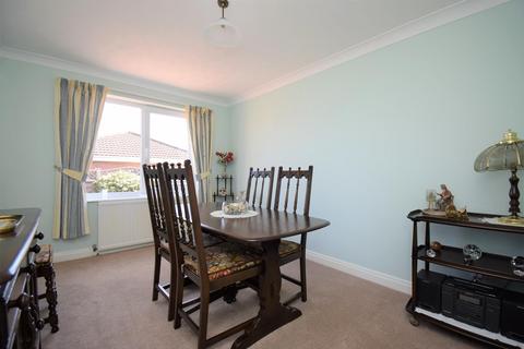 17 Barton Drive, Hessle, HU13 0HN