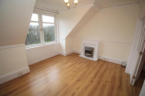 3 bedroom flat for sale - Royal Street, Gourock