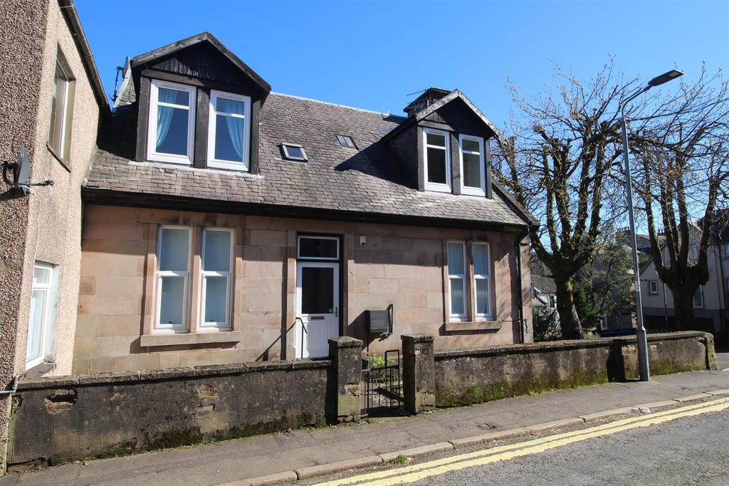 Royal Street, Gourock 3 bed flat for sale - £105,000