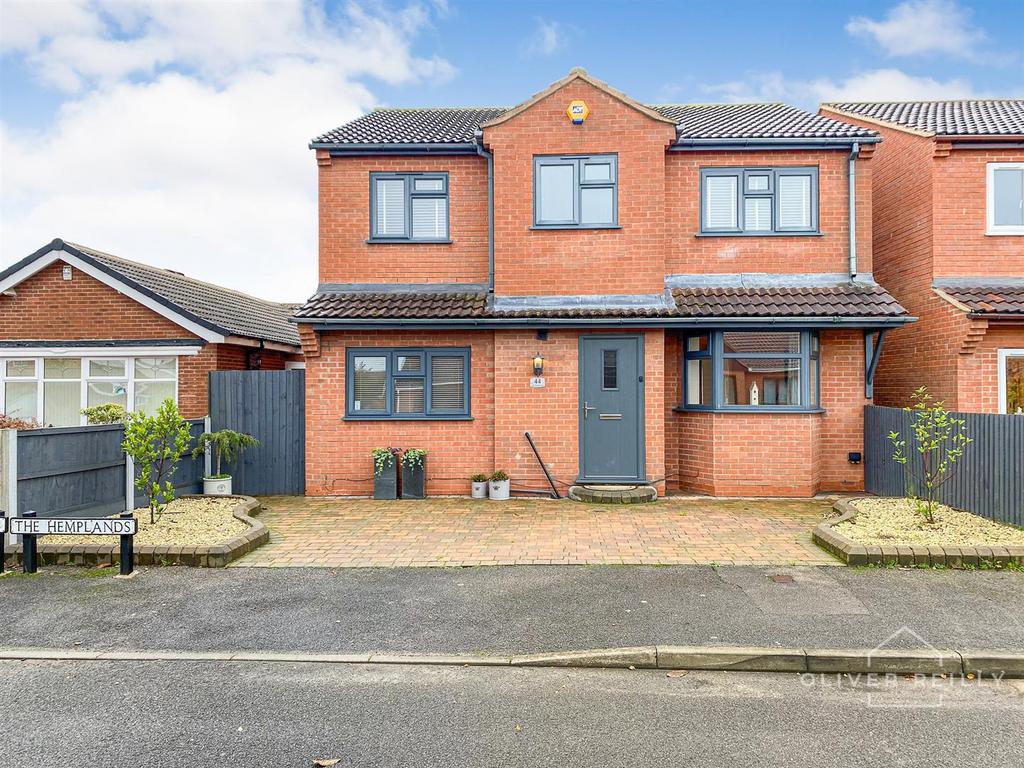 The Hemplands, Collingham, Newark 5 bed detached house £350,000