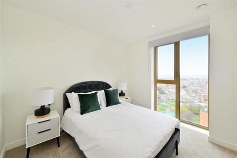 2 bedroom apartment to rent, Heart of Hale, London, N17