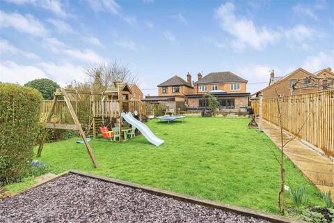 Tenaya Bicester Road, Launton, Bicester, OX26 5DP