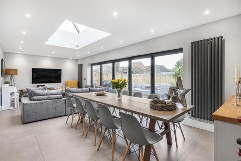 Tenaya Bicester Road, Launton, Bicester, OX26 5DP