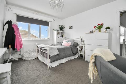 6 Benton Park Road, Rawdon, Leeds, LS19 6LY