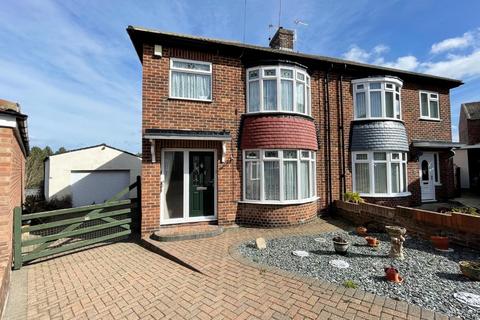 16 Enid Gardens, Blackhall Colliery, Hartlepool, TS27 4HL