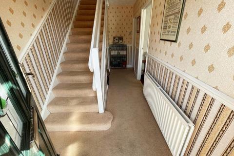 16 Enid Gardens, Blackhall Colliery, Hartlepool, TS27 4HL