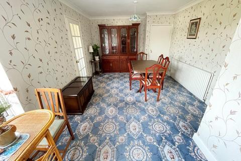 16 Enid Gardens, Blackhall Colliery, Hartlepool, TS27 4HL